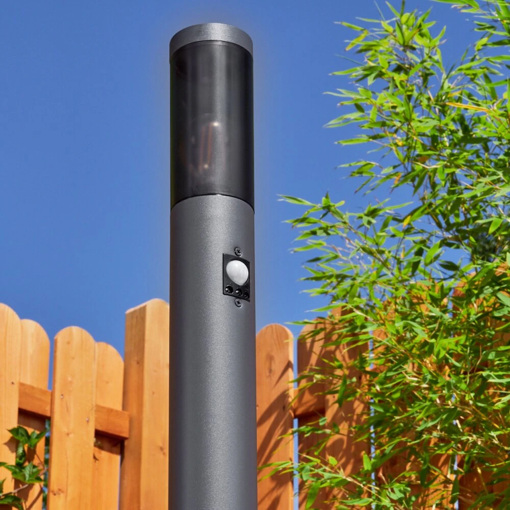 Gaborone Wegeleuchte Anthrazit, 1-flammig, Bewegungsmelder 4 Gaborone Wegeleuchte Anthrazit, 1-flammig, Bewegungsmelder – Bild 2