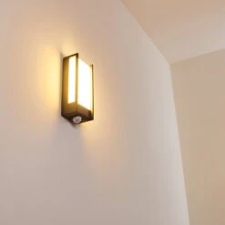 Skove Außenwandleuchte LED Anthrazit, 1-flammig, Bewegungsmelder -Lampe Verkäufe skove aussenwandleuchte h3300565 do1 9