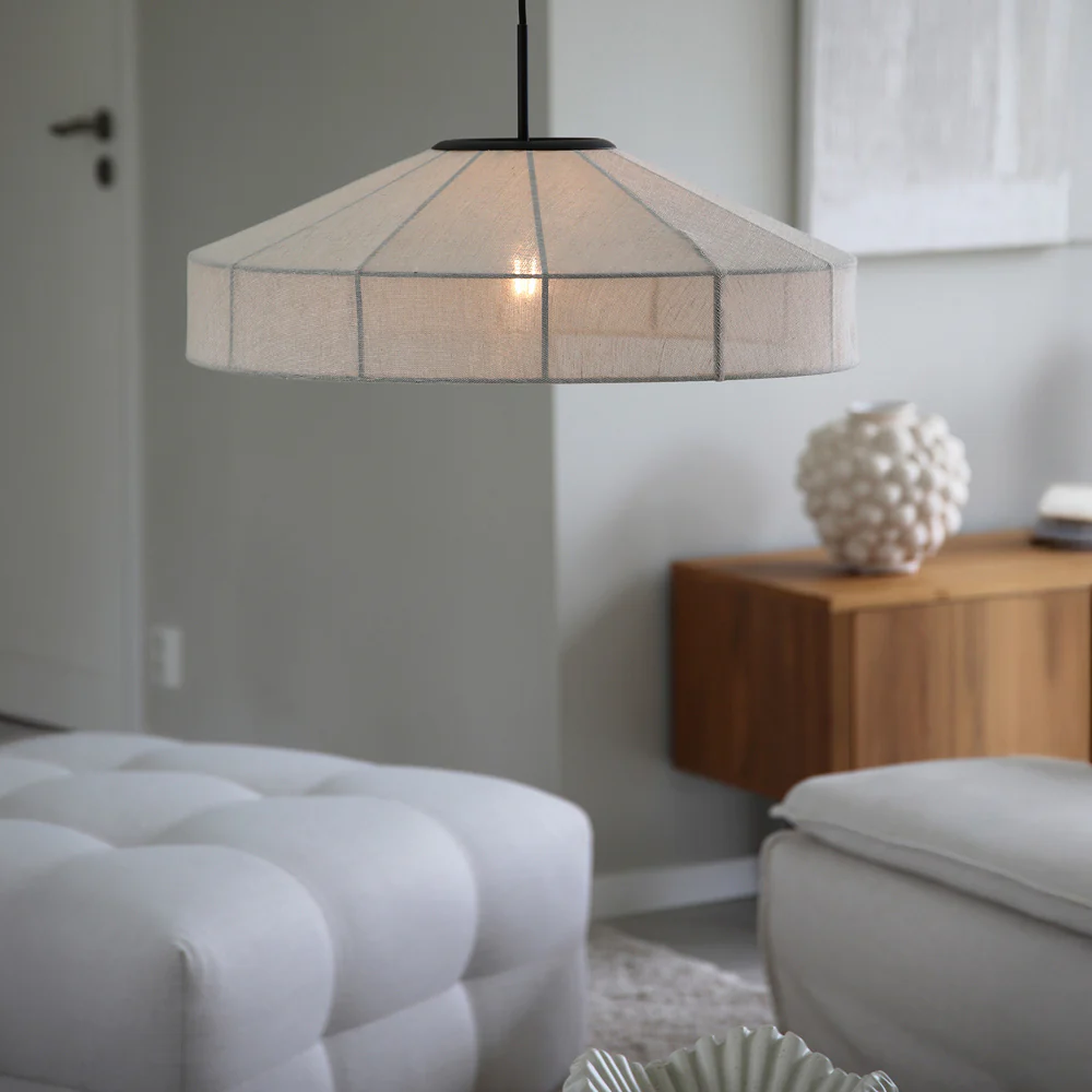 Titelseite -Lampe Verkäufe Sculptural white alia 2